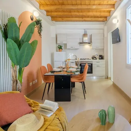 Appartamento Charming Vintage By Piazza Maggiore With Garden *