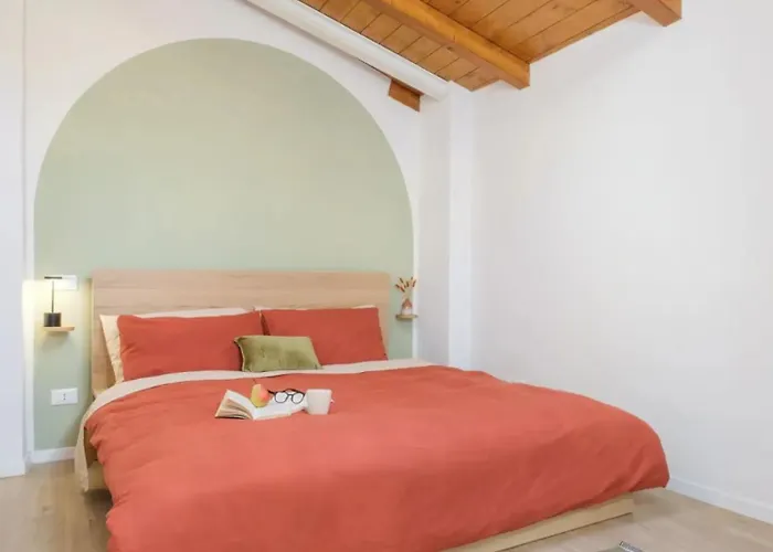 Charming Vintage By Piazza Maggiore With Garden Bologna