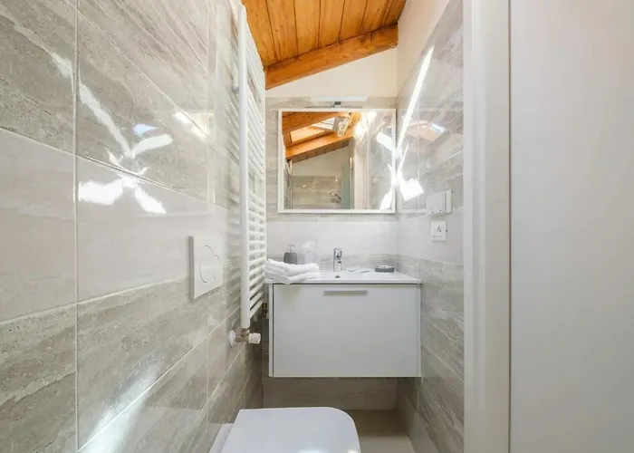 Apartament Charming Vintage By Piazza Maggiore With Garden