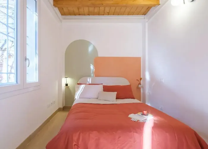 Apartament Charming Vintage By Piazza Maggiore With Garden *