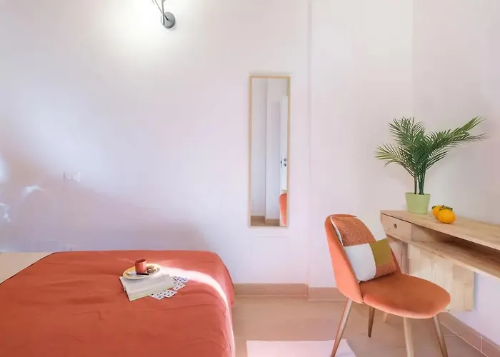 Charming Vintage By Piazza Maggiore With Garden Bolonia